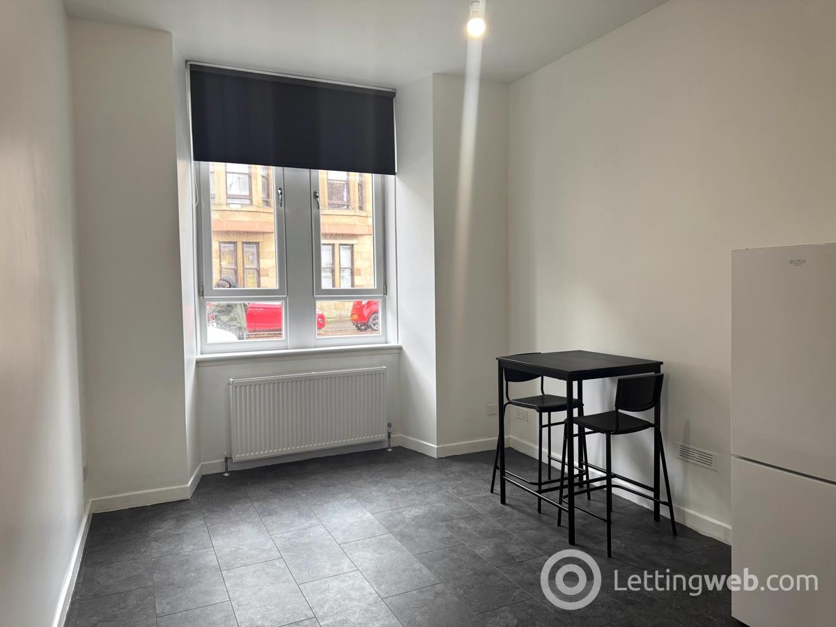 Flat Govanhill Street in Glasgow