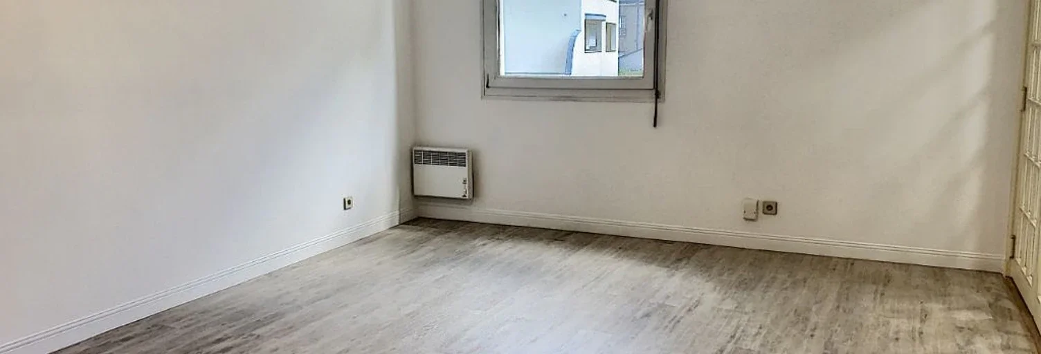 Flat Rue Victor Hugo in Tours