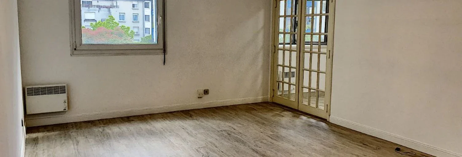 Flat Rue Victor Hugo in Tours