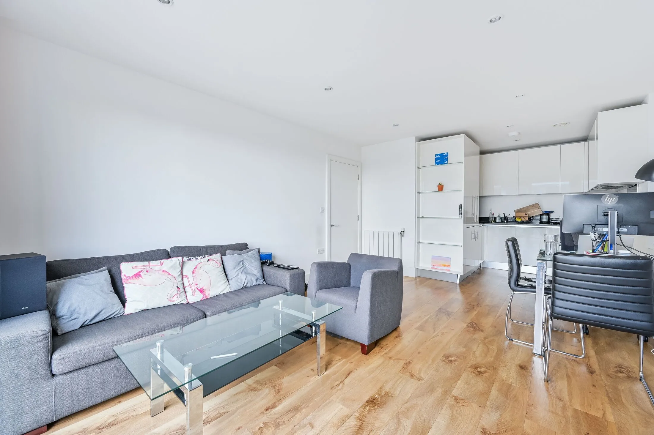 Flat No 1 Street in Greater London