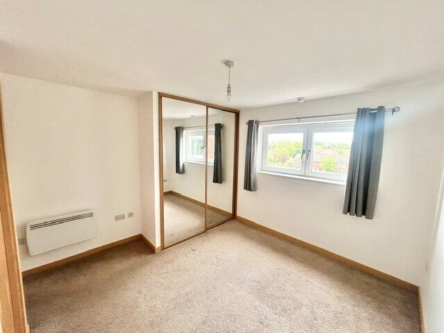 Flat Cherrydown East in Basildon