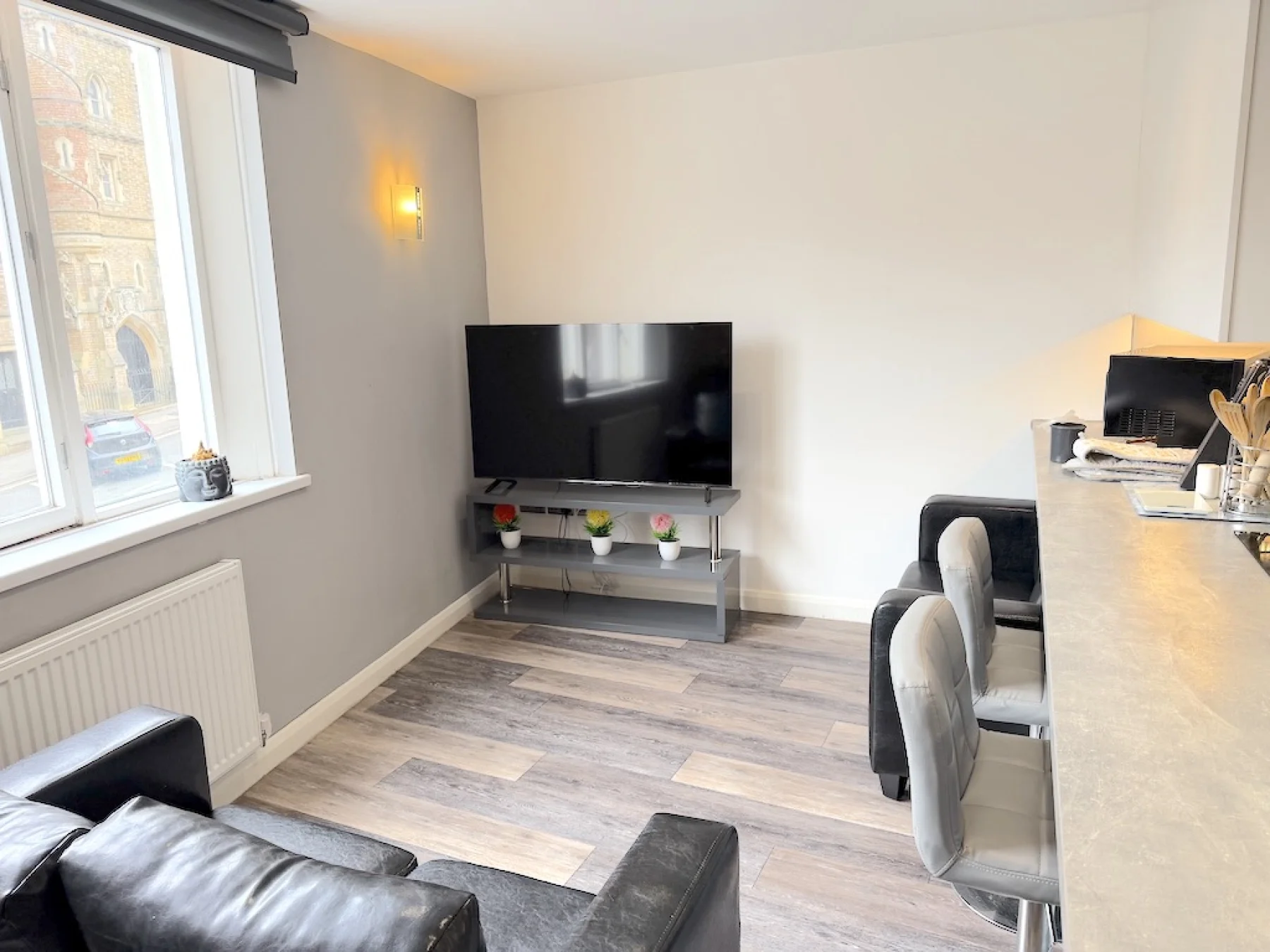 Room Queen Street in Stourbridge