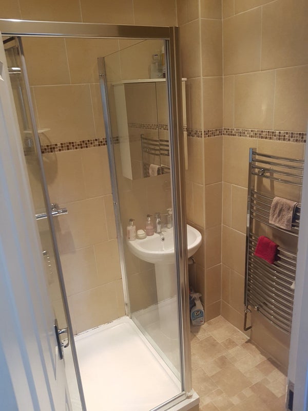 Room Regina Road in Greater London