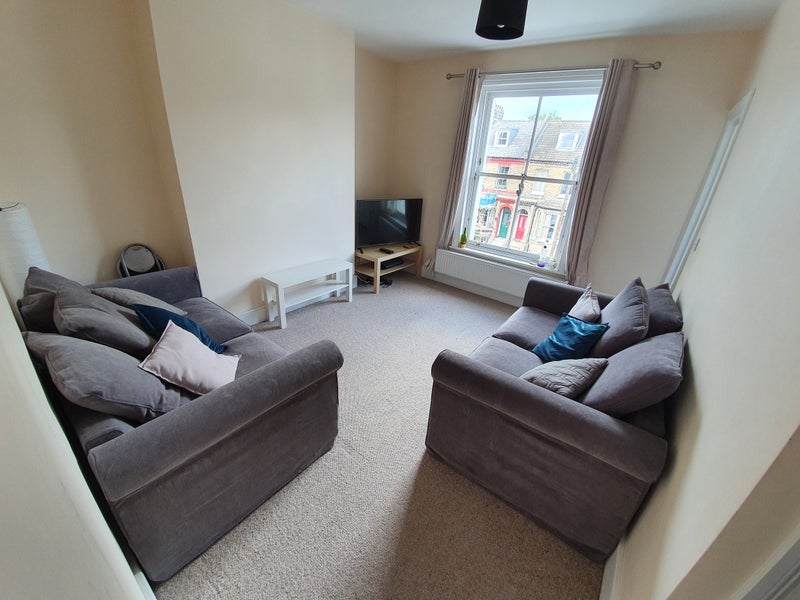 Room Regina Road in Greater London