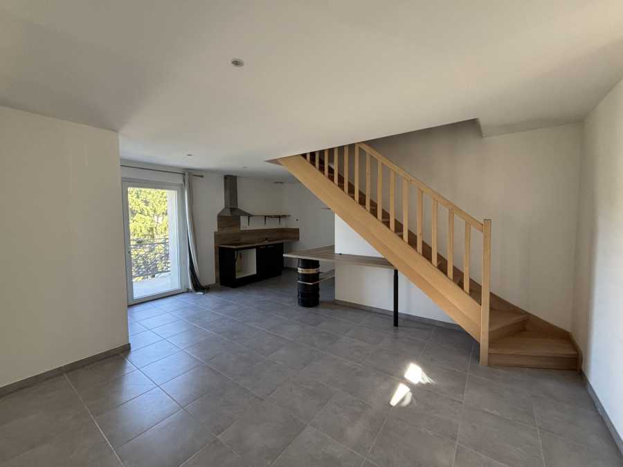 Flat Liaison C : Tain-Chanos-Curson in Tain-l'Hermitage