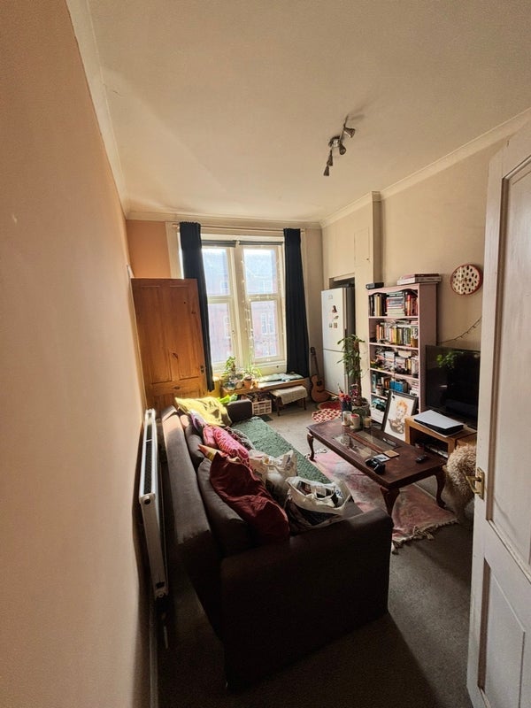 Flat Minard Road in Glasgow