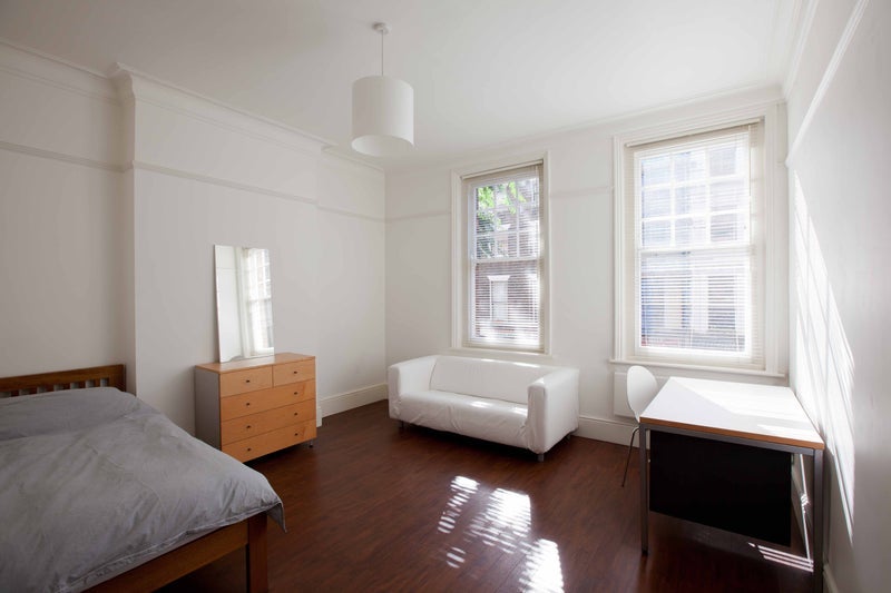 Room Marchmont Street in Greater London