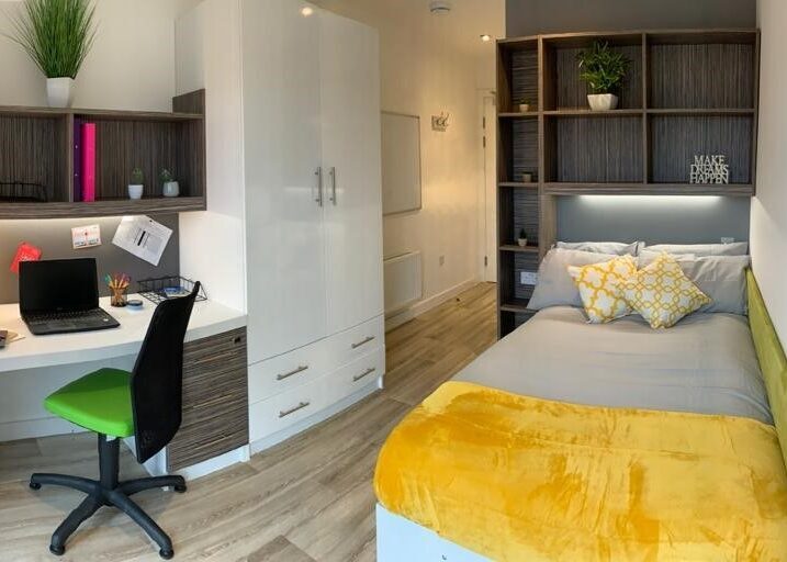 Room Blandford Square in Newcastle upon Tyne