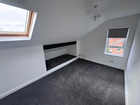 Flat Henry Road in Rushcliffe
