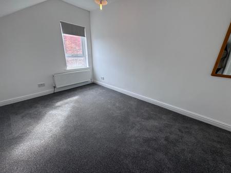 Flat Henry Road in Rushcliffe