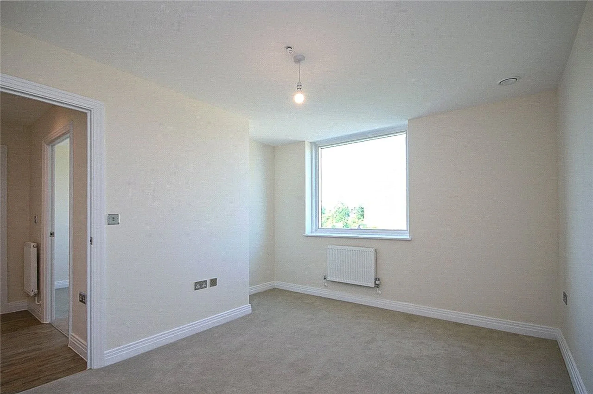 Flat Falcon Way in Welwyn Hatfield