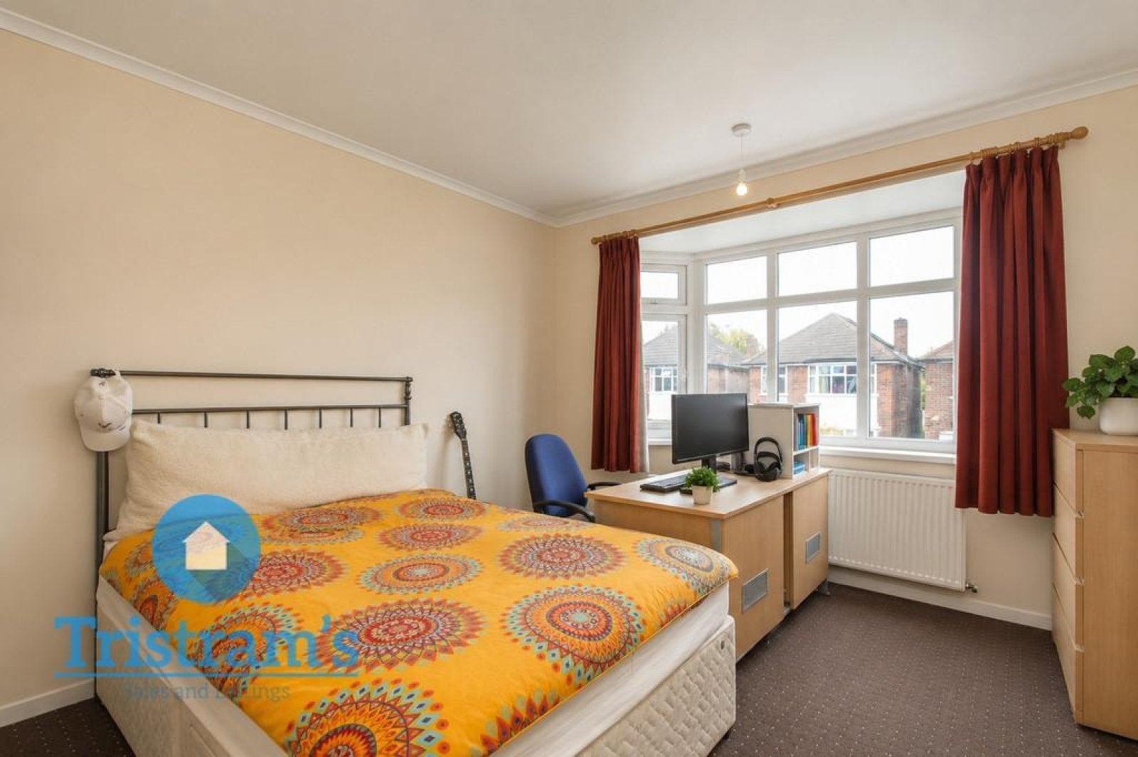 Room Runswick Drive in Nottingham