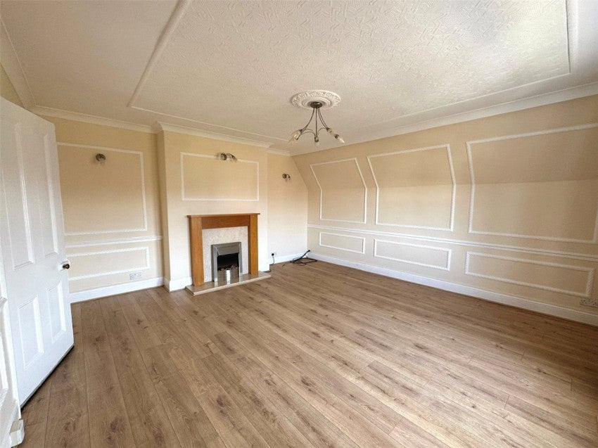 Flat South Drive in Harrogate