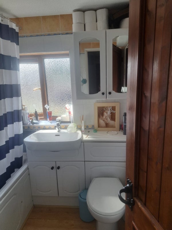 Room Oaktree Crescent in Bristol