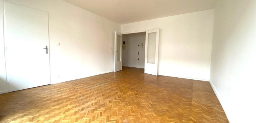 Flat Rue Bara in Lyon