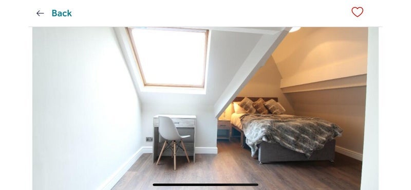 Room Leopold Road in Liverpool