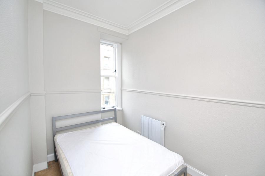 Flat Halmyre Street in City of Edinburgh