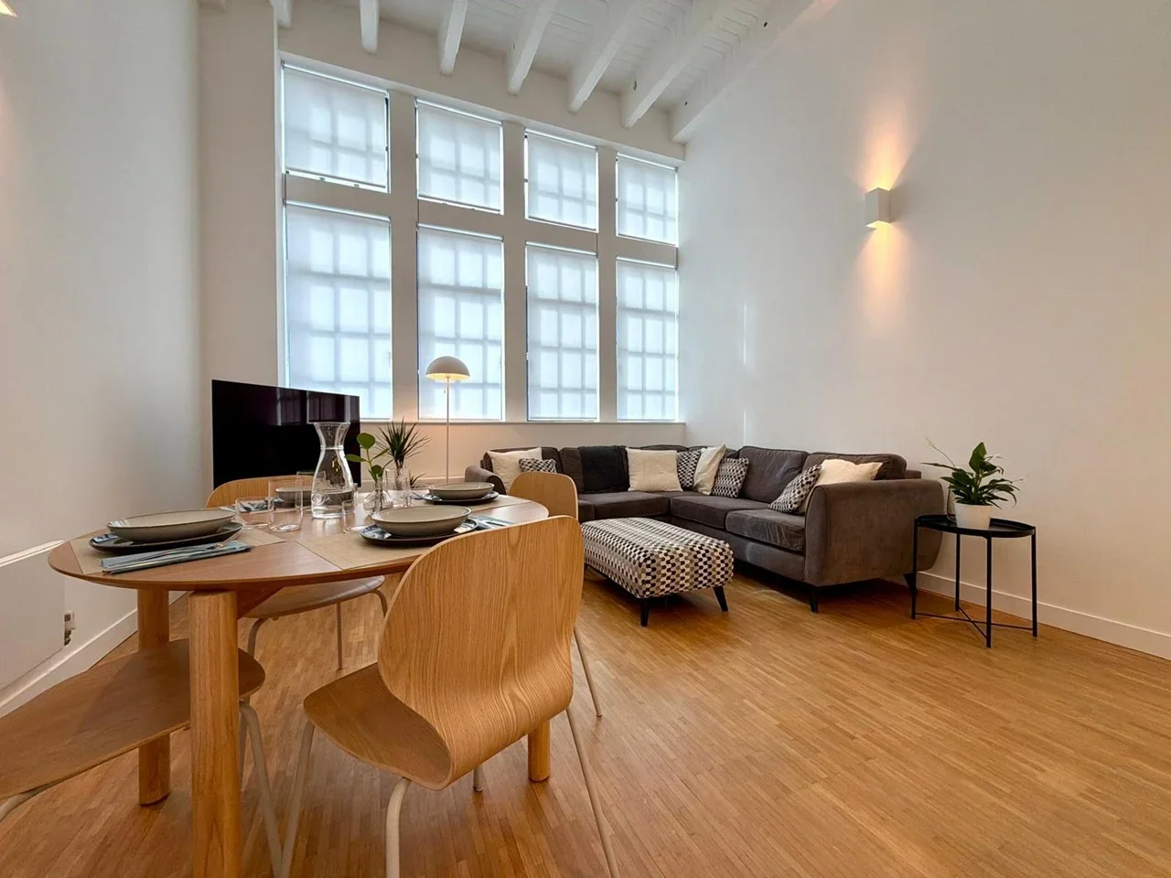 Flat Leather Lane in Greater London