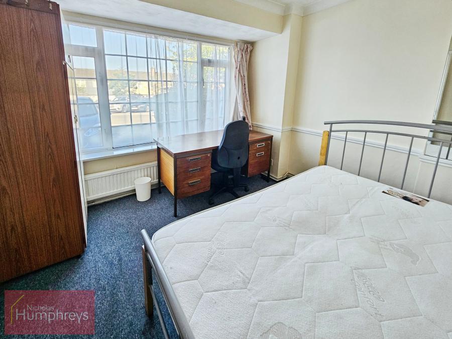 Room Cherry Way in Welwyn Hatfield