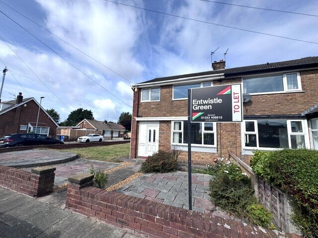 House Ledbury Road in Borough of Wyre