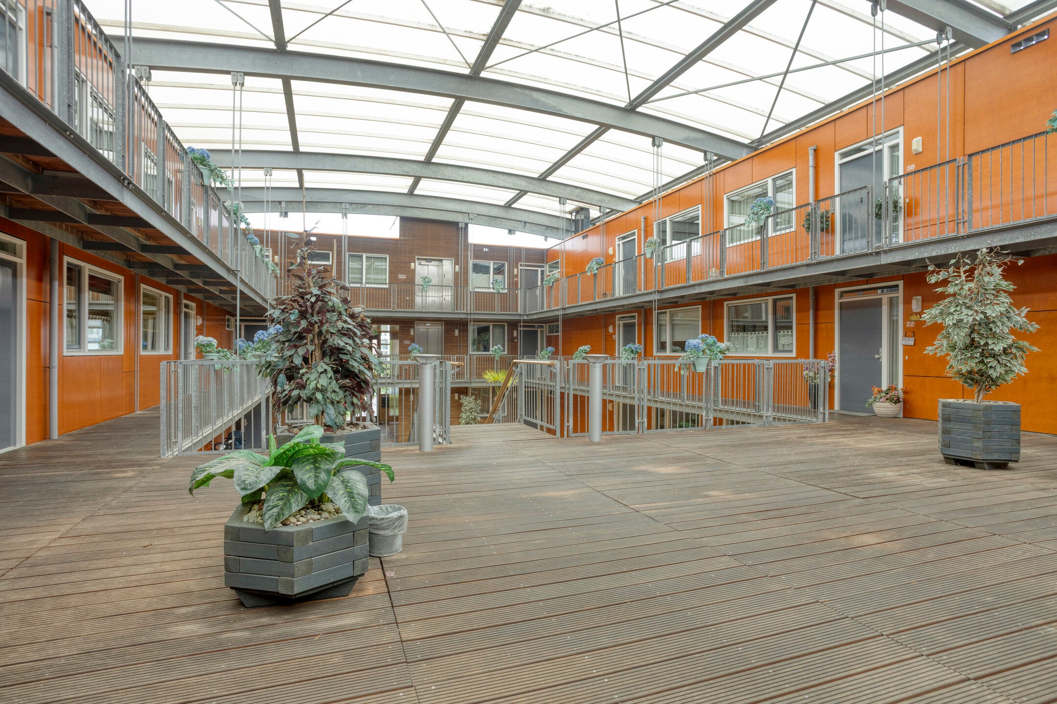 Appartement te koop: van Duivenvoordestraat, Heerhugowaard