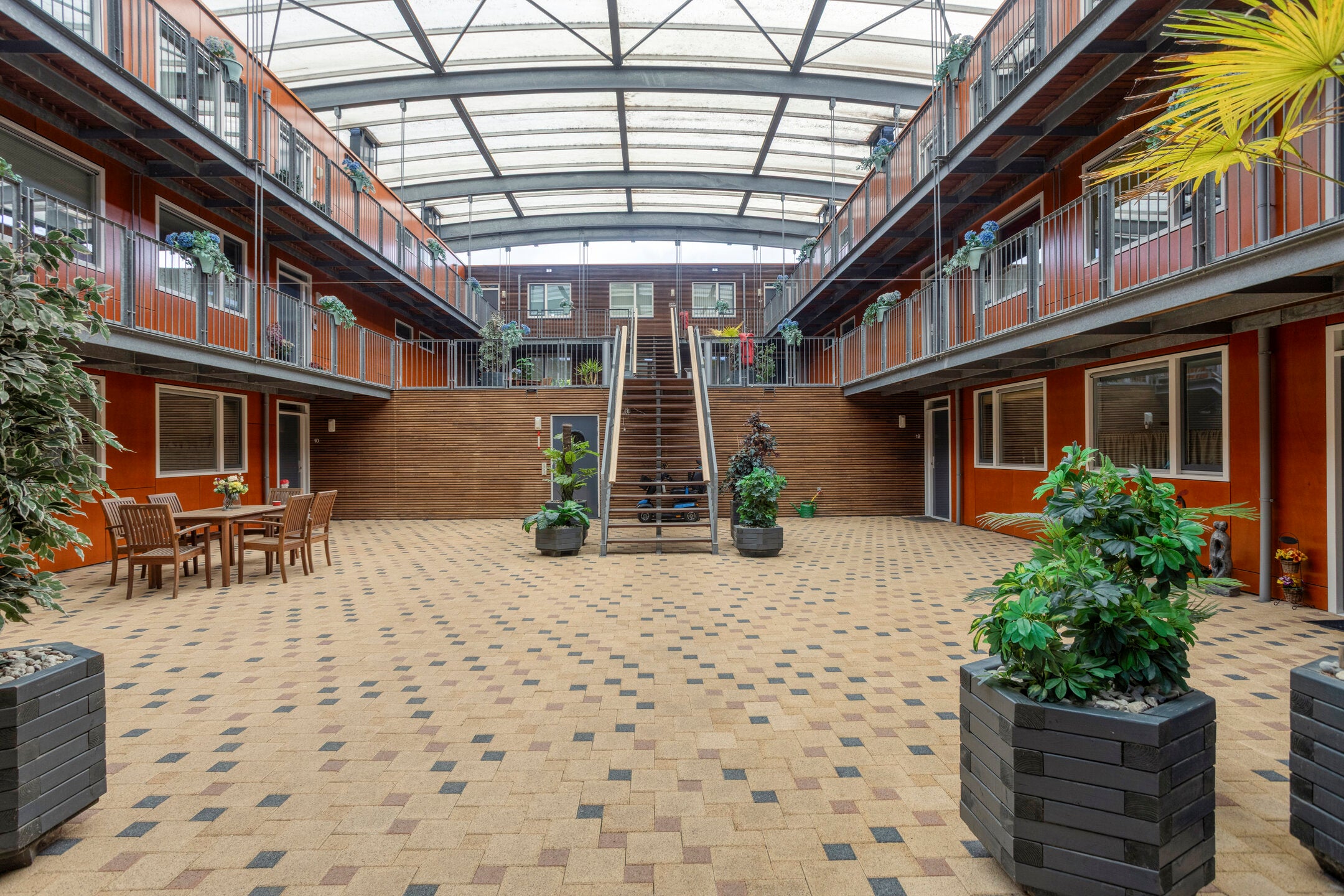 Appartement te koop: van Duivenvoordestraat, Heerhugowaard
