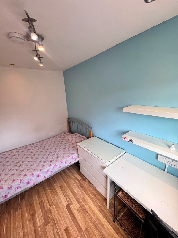 Room Bantock Way in Birmingham