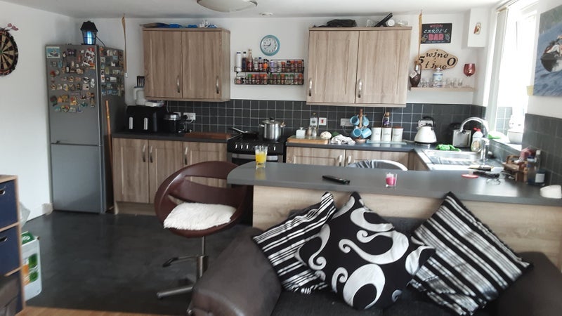 Room Bentcliffe Way in Salford