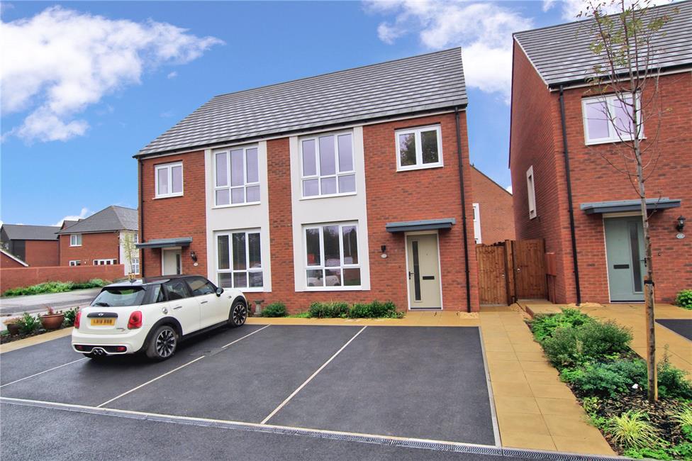 House Heol Nant Glandulas in Cardiff
