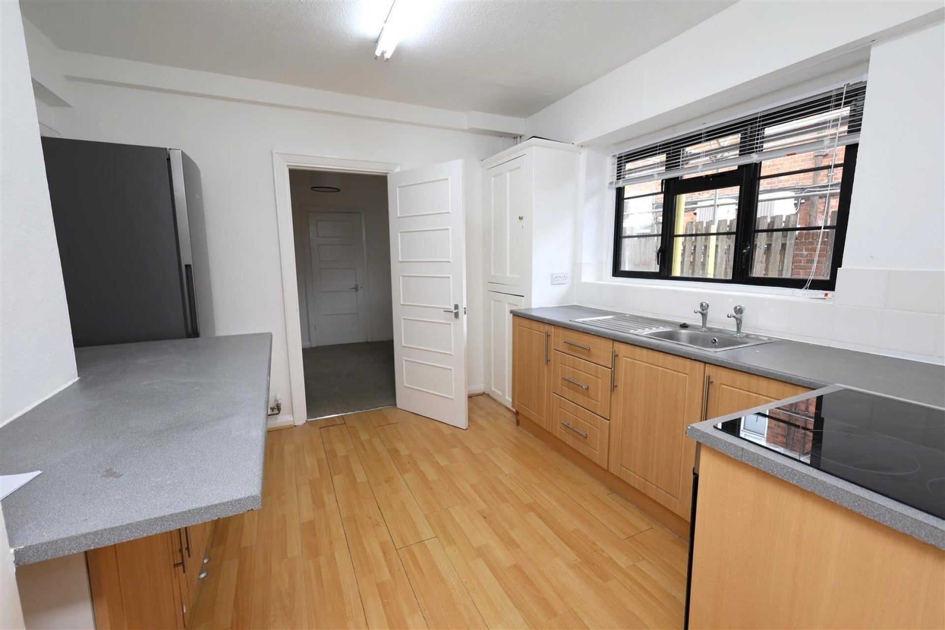 Flat Pembroke Road in Sevenoaks