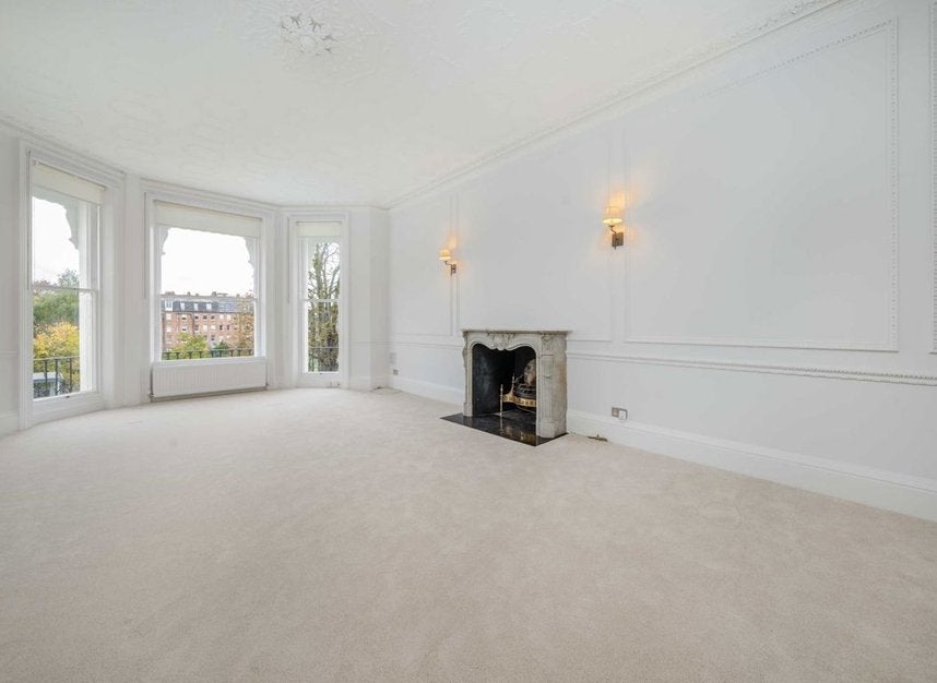 Flat Holland Park in Greater London