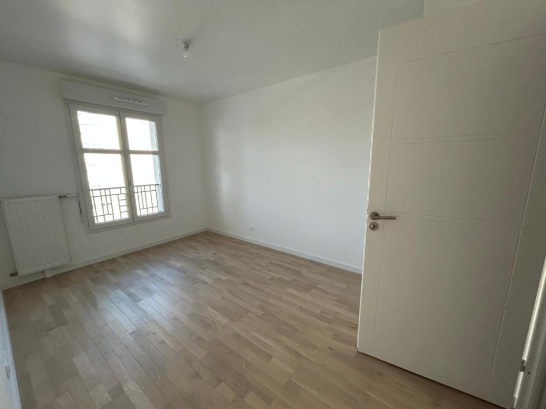 Appartement Rue Aristide Briand / Rue Paul et Camille Thomoux à Villemomble