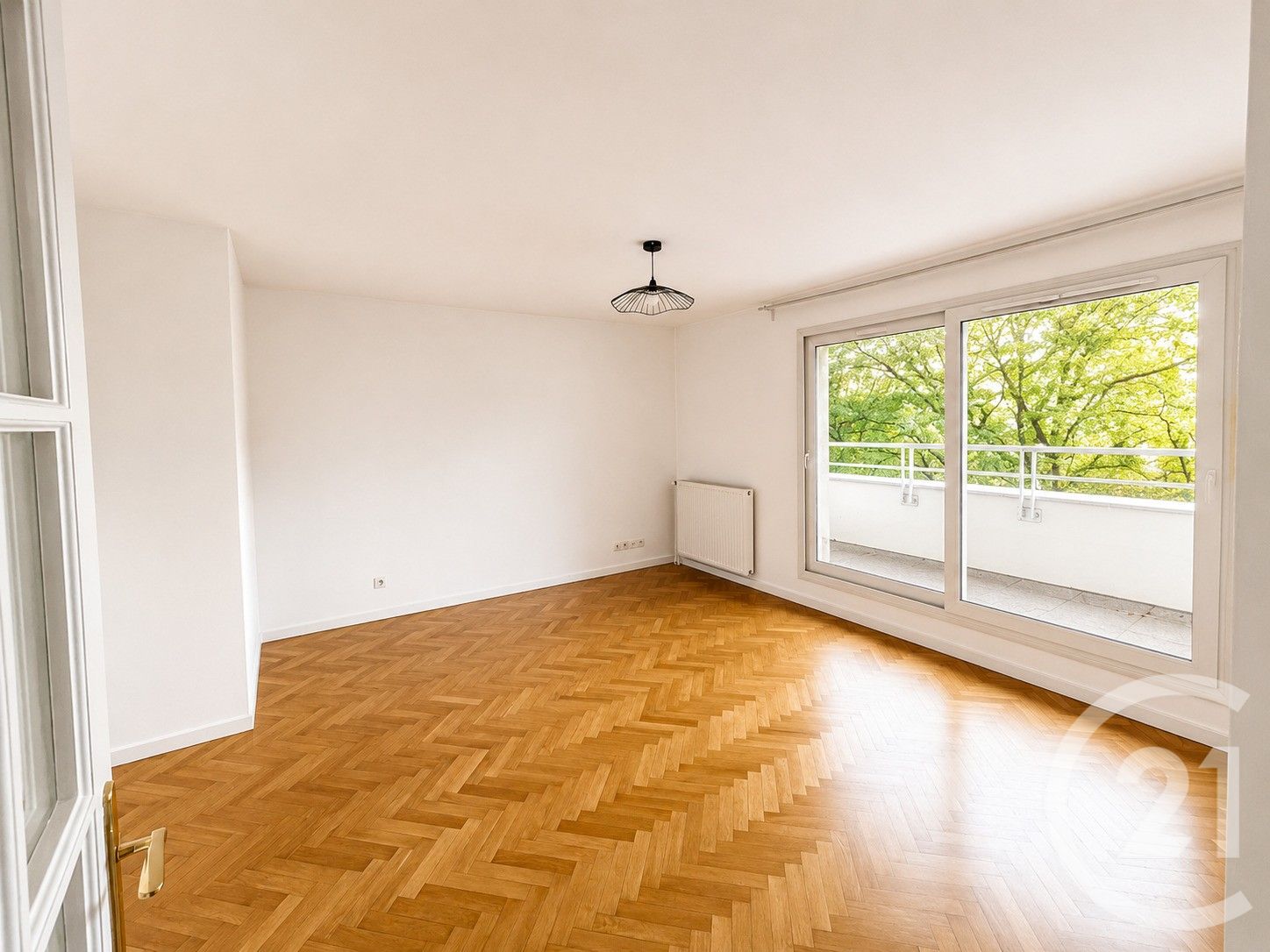 Flat Promenade du Millénaire in Courbevoie