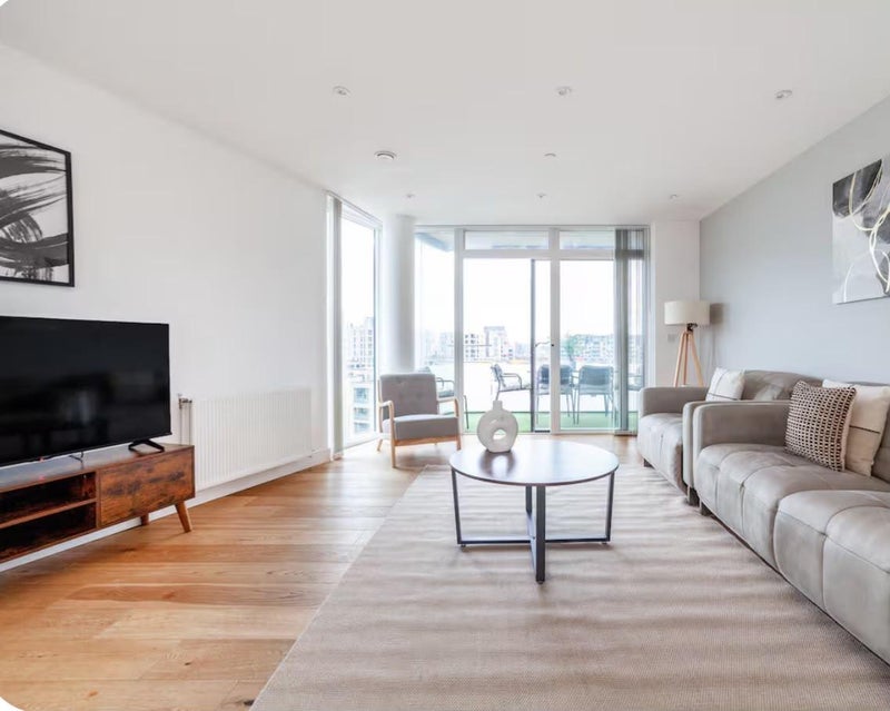 Room Peartree Way in Greater London
