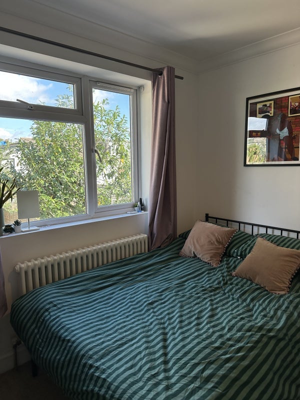 Room Butterfields in Greater London
