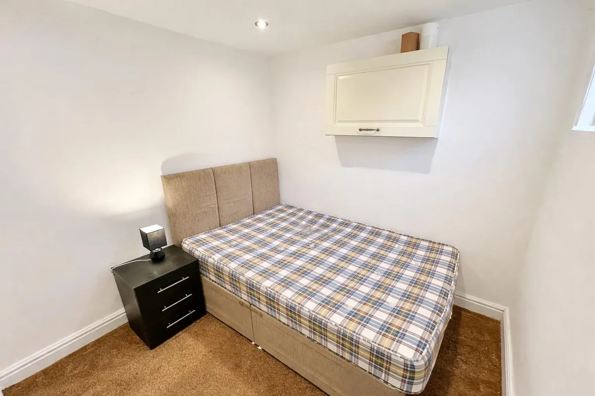 Flat Vinery Mount in Leeds