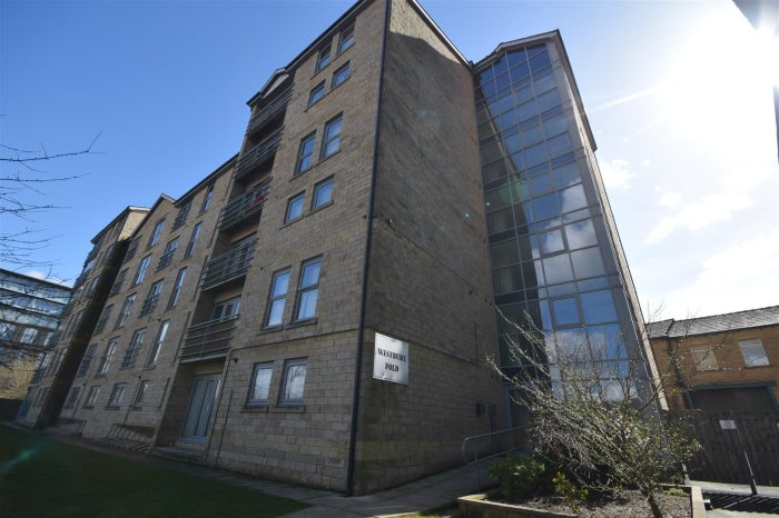 Flat Westbury Street in Calderdale