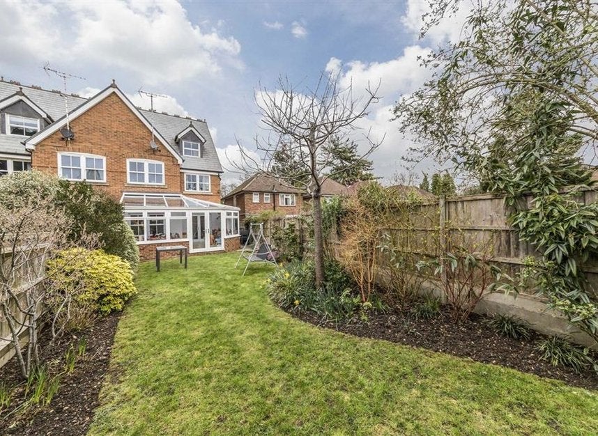 House Hampton Road in Greater London