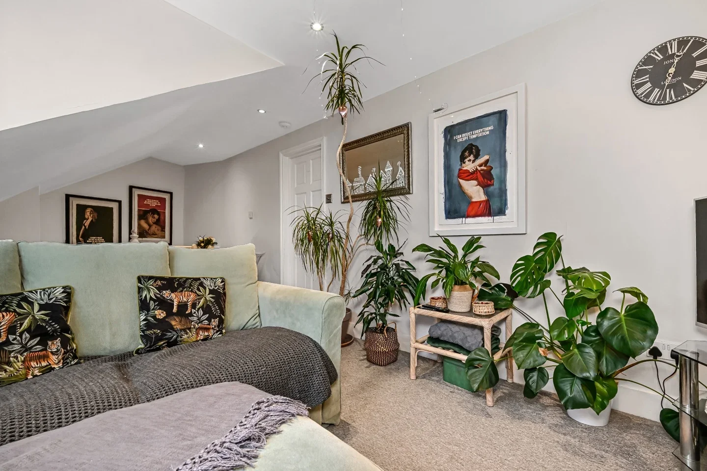 Flat Florence Road in Greater London