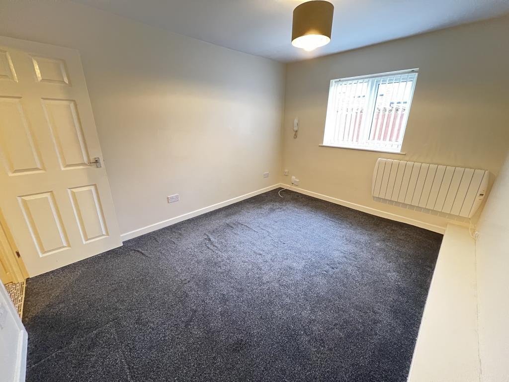 Flat Foleshill Road in Coventry