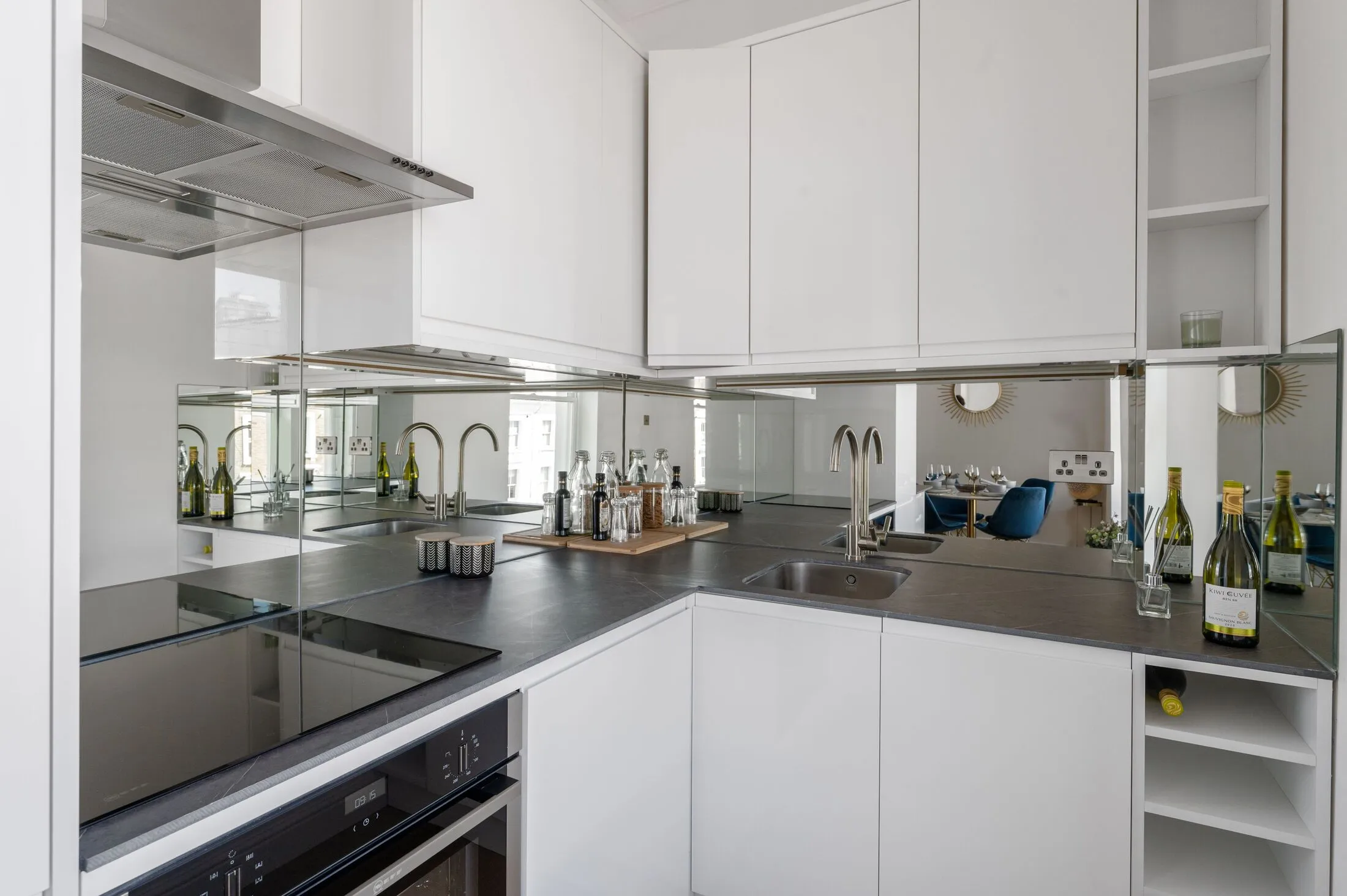 Flat Chepstow Road in City of Westminster
