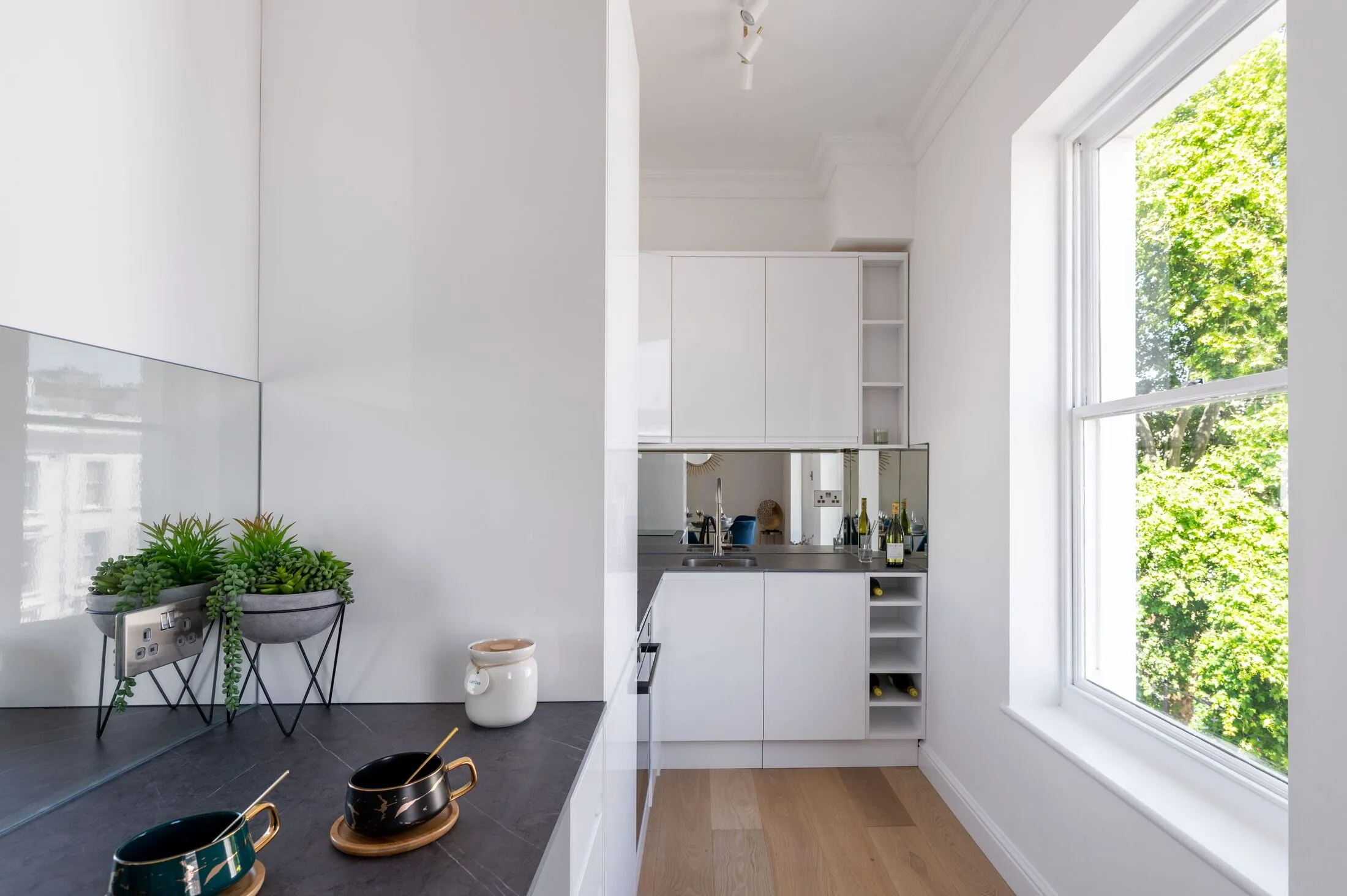 Flat Chepstow Road in City of Westminster