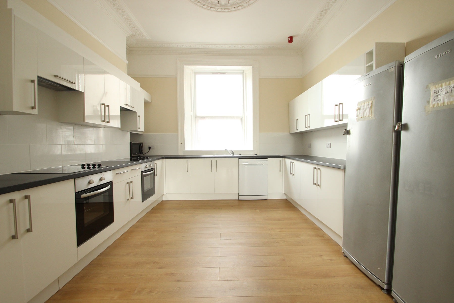 Room North Road East in Plymouth