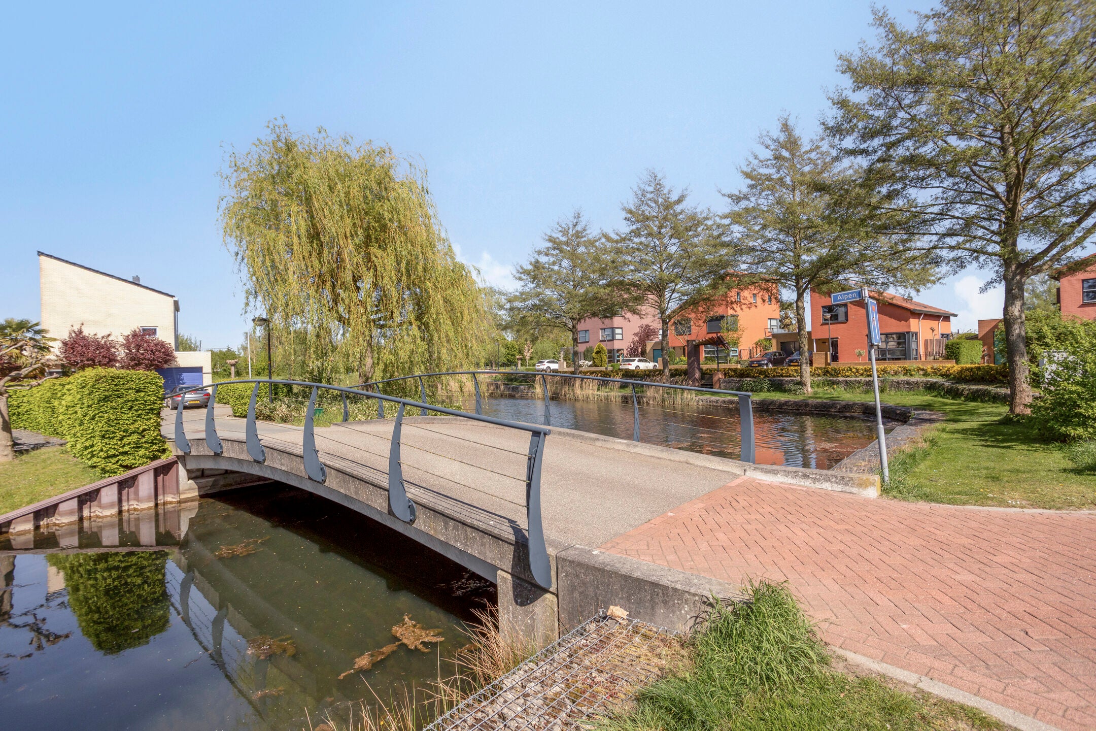Vrijstaande woning te koop: Alpen 10, Doetinchem