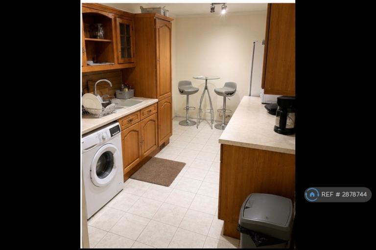 Room Verney Road in Slough