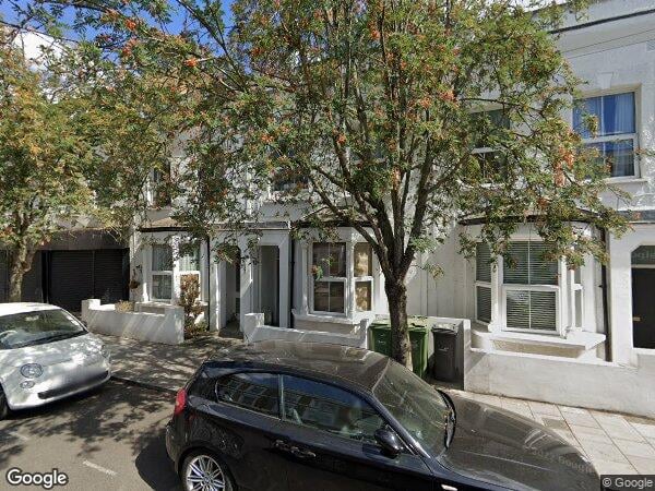 Flat Rymer Street in Greater London