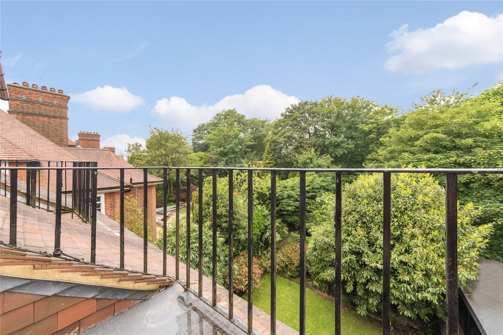 Flat Redington Road in Greater London