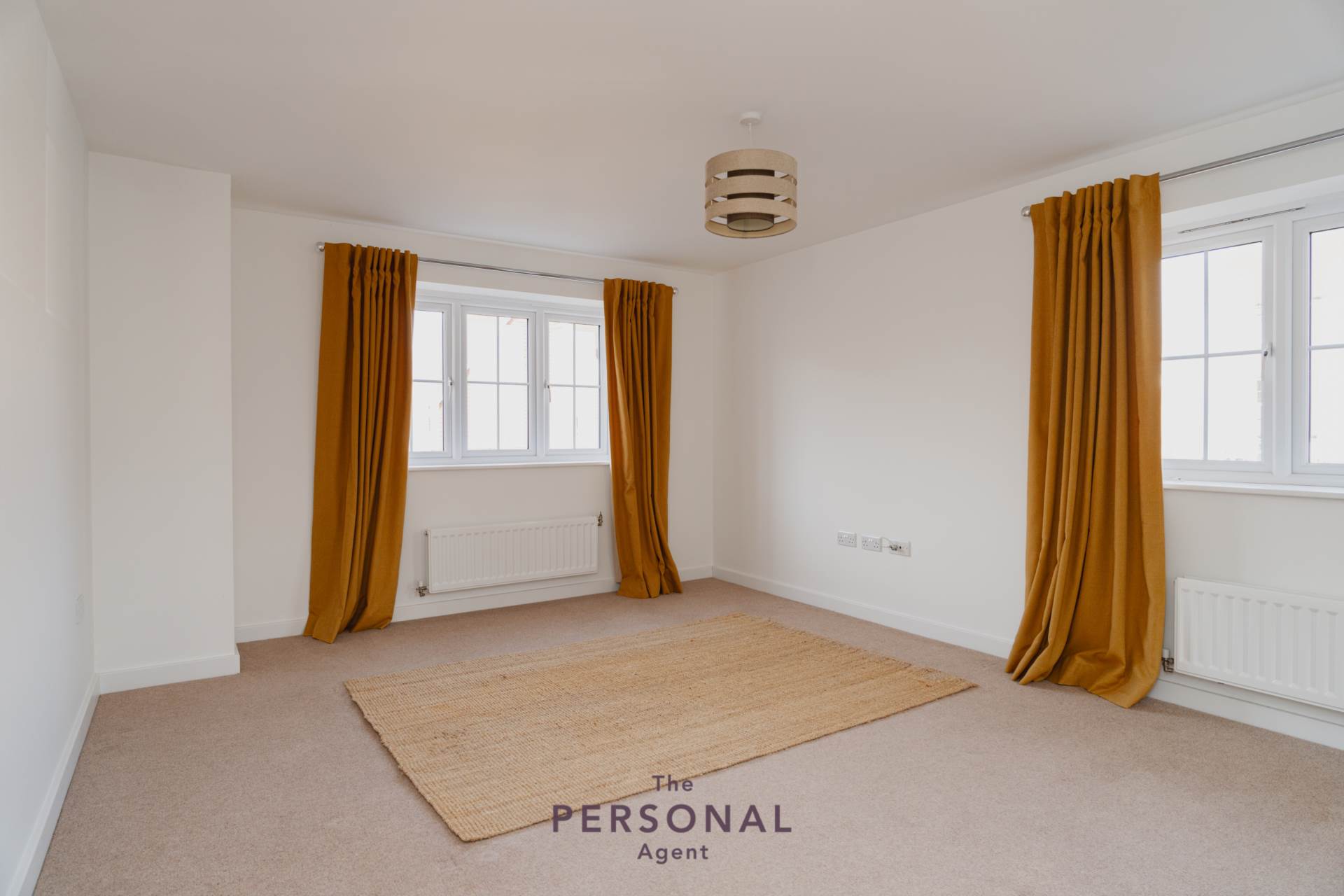 Flat Hayton Crescent in Reigate and Banstead