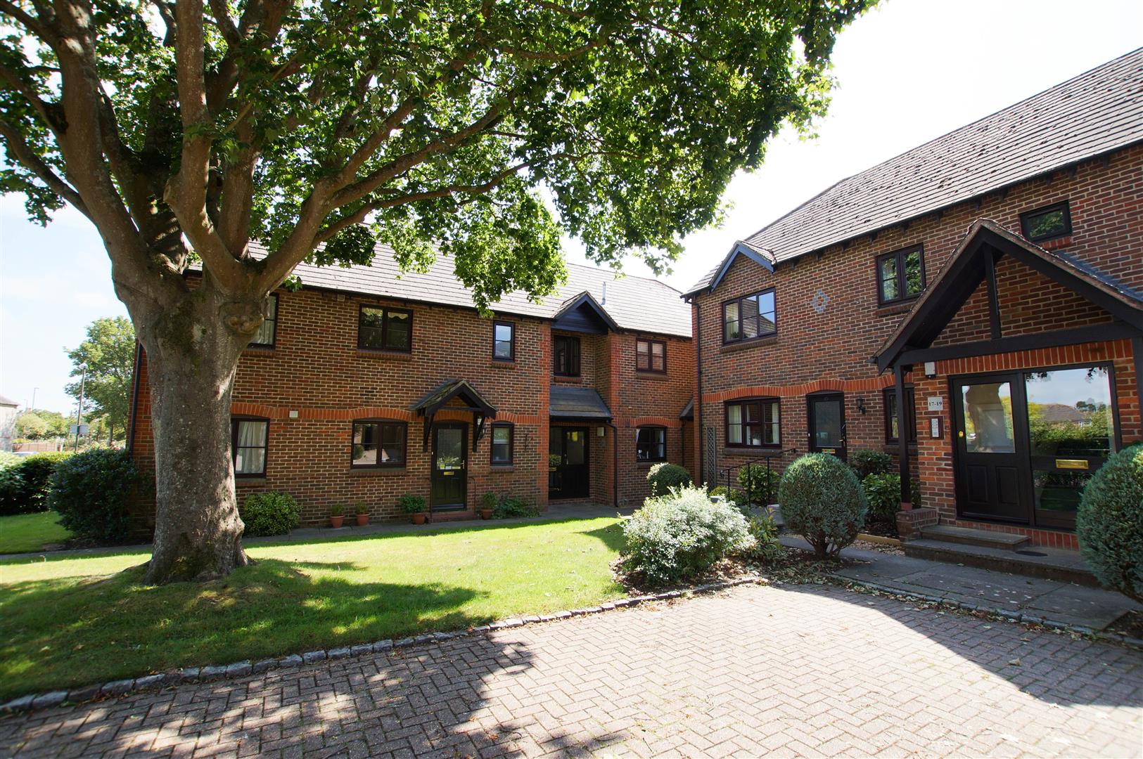 Flat St. Paul's Road in Chichester