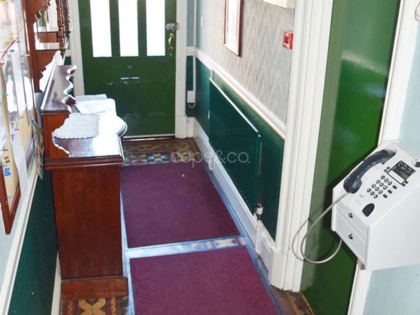 Room Charnwood Street in Derby